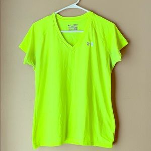 3/$15 Under Armour Workout Top